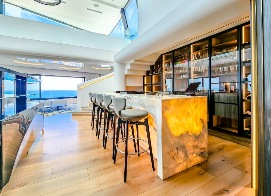 5 Bedroom Property for Sale in Sea Point Western Cape